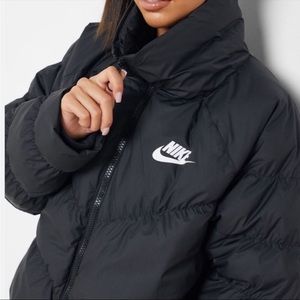 Black Nike puffer Jacket Logo  NIKE Sportswear Synthetic Fill Puffer Jacket Wome